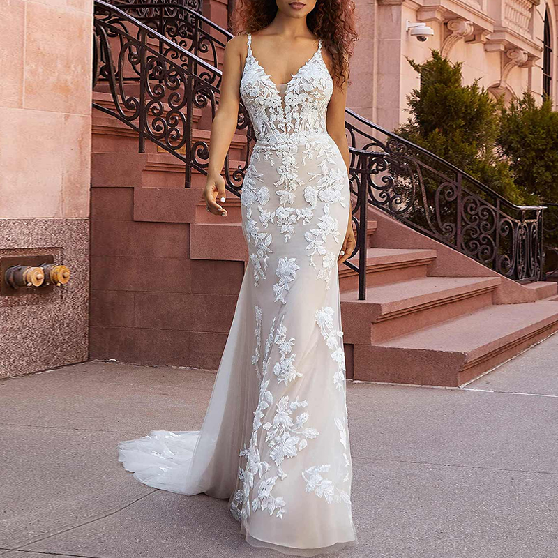 hongfeng specializes in dresses for weddings, featuring intricate 3D floral details for every bride.